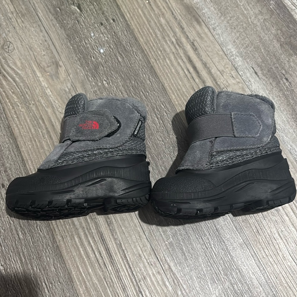 The North face toddler snow boots